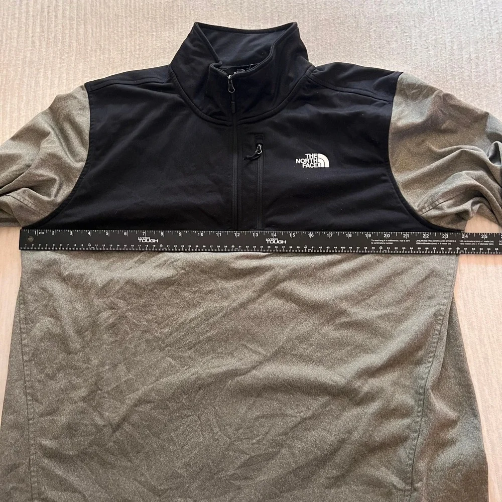 The North Face Mens XL Quarter Zip Pullover Grey/Olive Black Performance Top